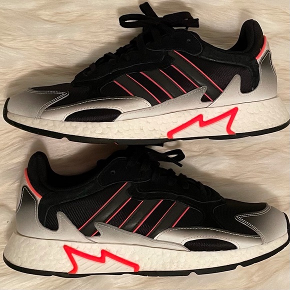 Adidas Reflective UltraBoost Tresc Run👟 ZX 750 HD - Picture 2 of 12